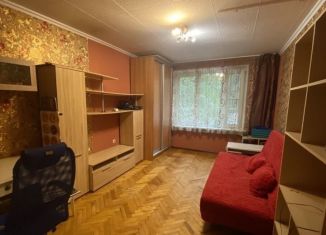 Сдается в аренду 1-комнатная квартира, 35 м2, Москва, улица Исаковского, 20к2, метро Спартак