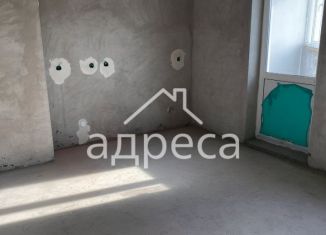 Продам 1-ком. квартиру, 45 м2, Самара, метро Спортивная, проспект Карла Маркса, 246