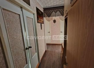 Продаю 3-ком. квартиру, 64 м2, Калуга, Малоярославецкая улица, 14