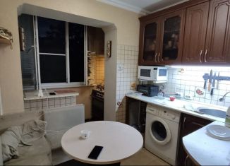 Продается 2-ком. квартира, 48 м2, Ставропольский край, улица Героев Медиков, 22