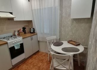 Сдам 1-ком. квартиру, 40 м2, Мордовия, Ботевградская улица, 77