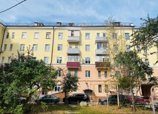 Продам 2-комнатную квартиру, 56.4 м2, Калуга, улица Ленина, 59