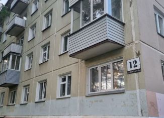 Продам 2-комнатную квартиру, 45 м2, Красноярский край, проспект Курчатова, 12