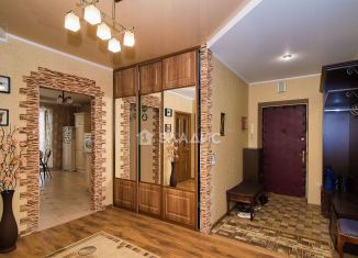 Продается 2-ком. квартира, 90.6 м2, Владимир, улица Мира, 22А