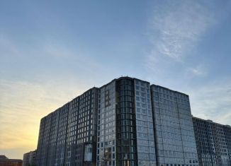 Продаю 3-комнатную квартиру, 77 м2, Махачкала, проспект Али-Гаджи Акушинского, 363/1