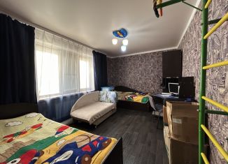 Продается 2-комнатная квартира, 40.2 м2, Краснодарский край, улица Ленина, 179