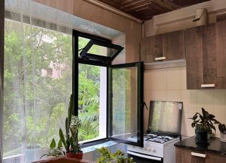 Продаю 3-ком. квартиру, 72 м2, Сочи, Донской переулок, 26, микрорайон Донская