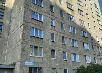 Продается однокомнатная квартира, 30.5 м2, Екатеринбург, улица Бакинских Комиссаров, 60, улица Бакинских Комиссаров