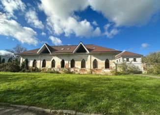 Сдаю торговую площадь, 300 м2, Плавск, улица Коммунаров, 70