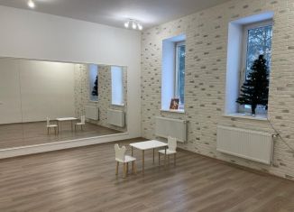 Сдам дом, 272 м2, поселок Толстопальцево, улица Пушкина, 1А