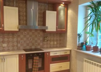 Сдам в аренду двухкомнатную квартиру, 76 м2, Санкт-Петербург, Коломяжский проспект, 26, метро Пионерская