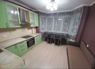 Трехкомнатная квартира в аренду, 85 м2, Москва, Покровская улица, 21, ЖК Некрасовка-Парк