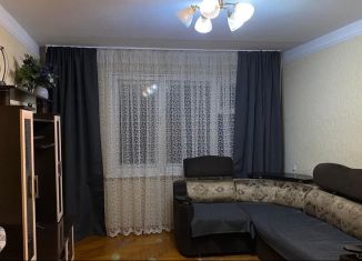 Продается 3-ком. квартира, 60 м2, Нальчик, улица Кирова, 3А, район Горная