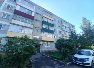 Продажа 2-ком. квартиры, 52.4 м2, Анжеро-Судженск, улица Урицкого, 48