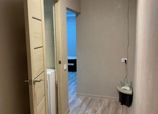 Сдаю 2-комнатную квартиру, 44 м2, Туапсе, улица Фрунзе, 2