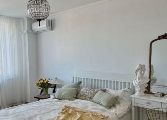 Продается 2-ком. квартира, 40 м2, Сочи, Крымская улица, 77, микрорайон Мамайка