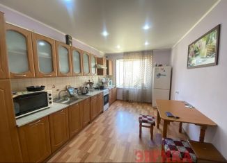 Аренда двухкомнатной квартиры, 60 м2, Крымск, Дивизионная улица, 4