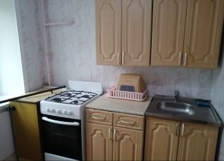 Сдаю 3-ком. квартиру, 41 м2, Серов, улица Луначарского, 112