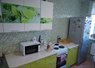 Продажа трехкомнатной квартиры, 49.3 м2, Коми, Рабочая улица, 11