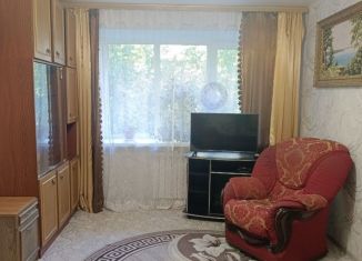 Сдается в аренду 2-ком. квартира, 45 м2, Балаково, улица Титова, 17