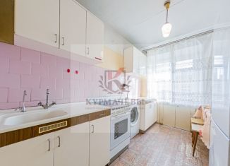 Сдаю 2-комнатную квартиру, 50 м2, Екатеринбург, Боровая улица, 24