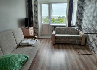 Сдаю в аренду 1-комнатную квартиру, 50 м2, курортный посёлок Озеро-Карачи, Школьная улица, 34