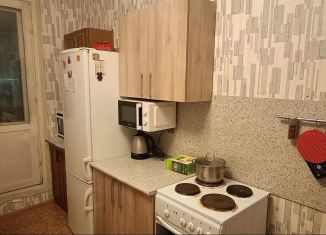 2-ком. квартира в аренду, 60 м2, Москва, Изюмская улица, 22