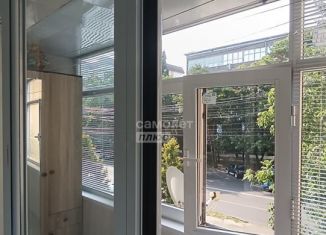 Продается 3-комнатная квартира, 59 м2, Ставропольский край, улица Мира, 343А