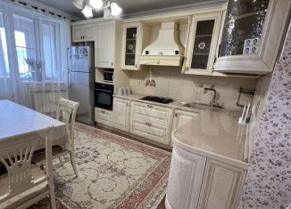 Продам 2-комнатную квартиру, 70 м2, Махачкала, Газпромная улица, 48к1