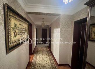 Продам 4-ком. квартиру, 125 м2, Махачкала, Кировский район, Радужная улица, 25