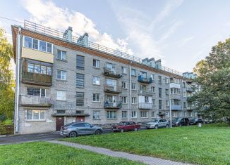 Продам 3-ком. квартиру, 56.8 м2, Красное Село, проспект Ленина, 61к3