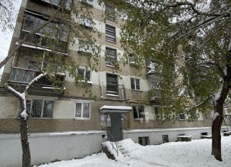 Продам 3-ком. квартиру, 46 м2, Челябинская область, Шадринская улица, 73