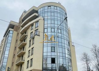 Продаю 2-ком. квартиру, 125.5 м2, Санкт-Петербург, метро Озерки, Ярославский проспект, 39