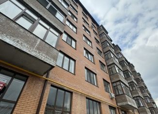 Продажа 3-комнатной квартиры, 97 м2, Северная Осетия, улица Курсантов-Кировцев, 27Ак1