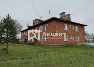 Продаю 2-ком. квартиру, 40.9 м2, посёлок Лежнево, Садовая улица, 36А