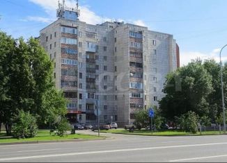 Продается 2-ком. квартира, 48 м2, Тюмень, улица Московский Тракт, 117А, Калининский округ