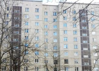 Сдается трехкомнатная квартира, 80 м2, Санкт-Петербург, Авангардная улица, 2к2, муниципальный округ Урицк