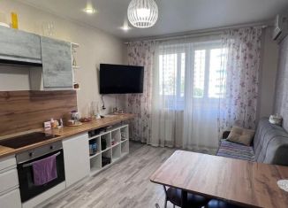 Продажа 3-комнатной квартиры, 76 м2, поселок городского типа Афипский, улица Пушкина, 146