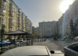 Продажа 2-ком. квартиры, 75 м2, Дагестан, улица Магомедали Магомеджановa, 18