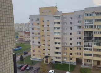 Продам двухкомнатную квартиру, 59 м2, Псковская область, улица Рокоссовского, 48