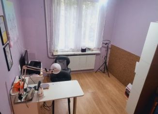 Продам 3-комнатную квартиру, 43 м2, Санкт-Петербург, проспект Ветеранов