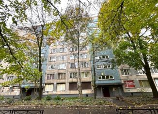 Продается 2-комнатная квартира, 44 м2, Санкт-Петербург, улица Дыбенко