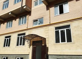 Продаю 2-комнатную квартиру, 80 м2, Дагестан, Еловая улица, 11