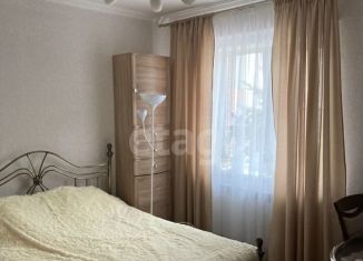 Продам 3-ком. квартиру, 100 м2, Казань, улица Дмитрия Менделеева, 22А