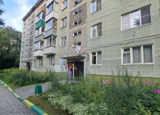 Продаю однокомнатную квартиру, 28.5 м2, Новосибирск, улица Кошурникова, 47/1, метро Берёзовая роща