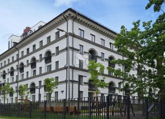 Продаю четырехкомнатную квартиру, 107 м2, Санкт-Петербург, Зеленогорская улица, 3