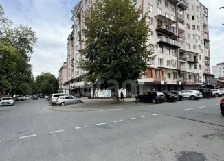 Продам трехкомнатную квартиру, 103 м2, Владикавказ, Бородинская улица, 31