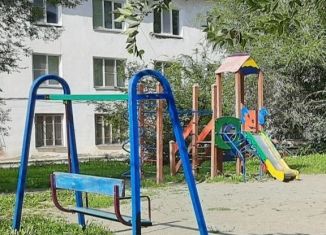 Продается 2-комнатная квартира, 38.4 м2, Челябинск, улица Воровского, 41Б, Советский район