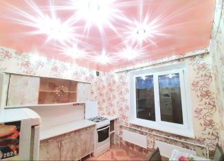 Сдается 2-ком. квартира, 50 м2, Копейск, улица Лихачёва, 8