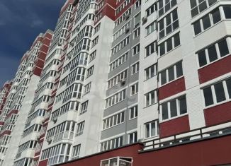 Продается трехкомнатная квартира, 85.4 м2, Брянская область, улица имени А.Ф. Войстроченко, 8